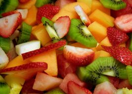 Avec le sucre du diabète, les fruits doivent inclure une alimentation quotidienne